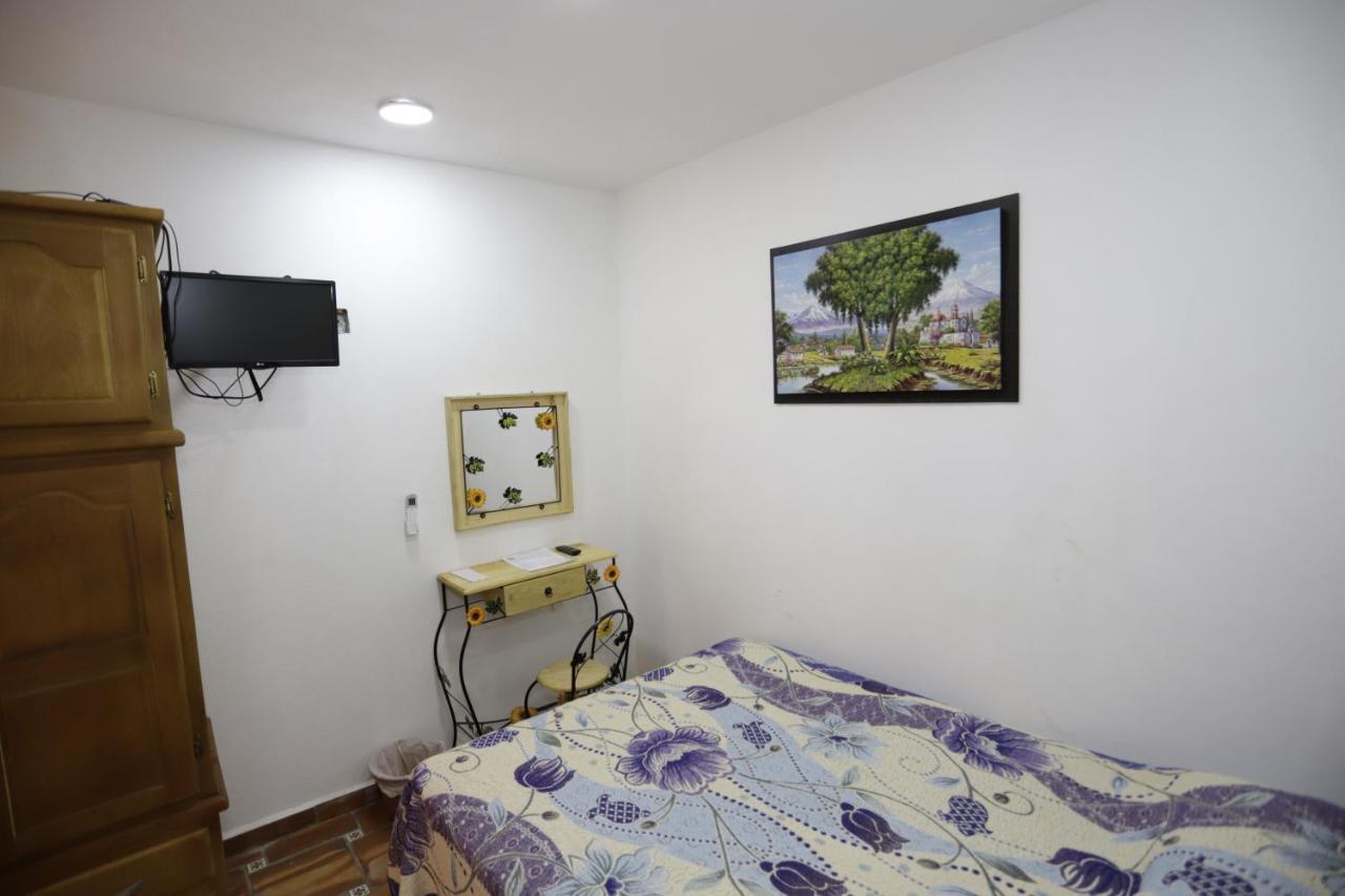Hotel Boutique Casa Elefante Гвадалахара Екстер'єр фото